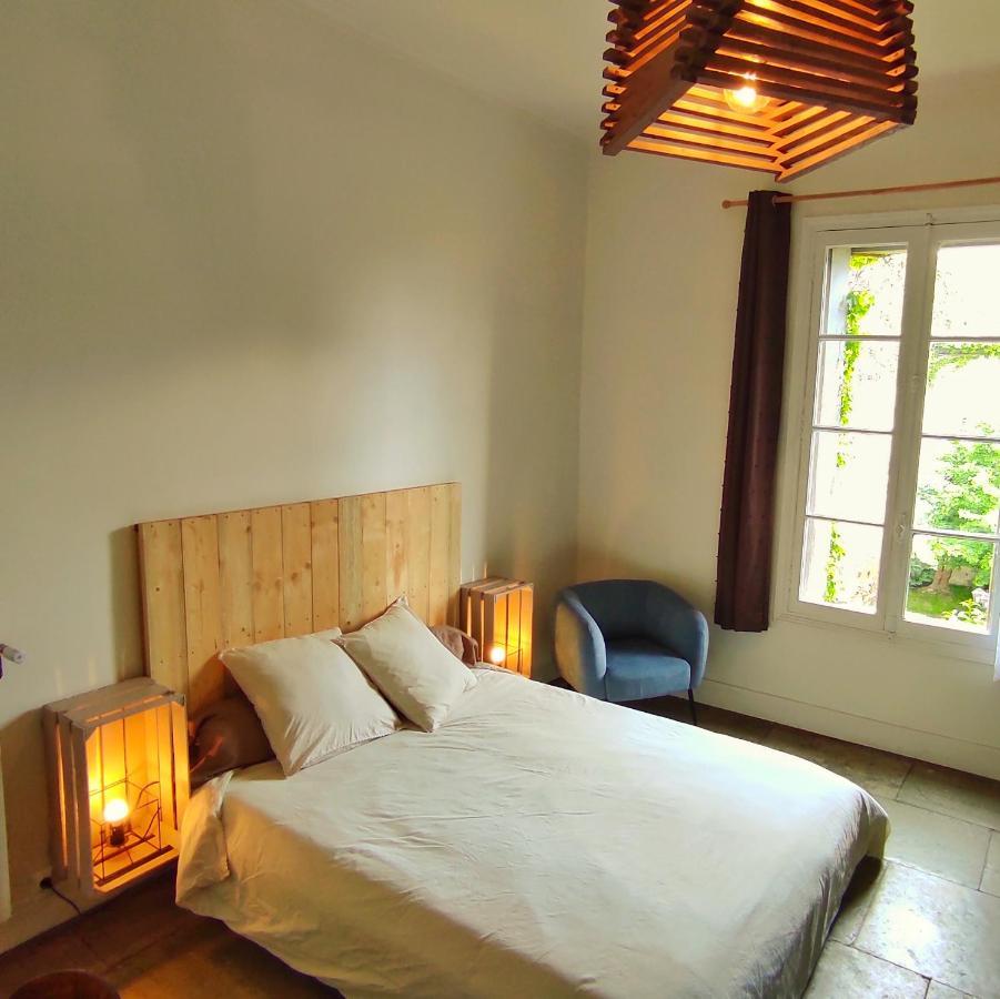 La Vigneronne Des Costieres Bed & Breakfast Vauvert Exterior photo