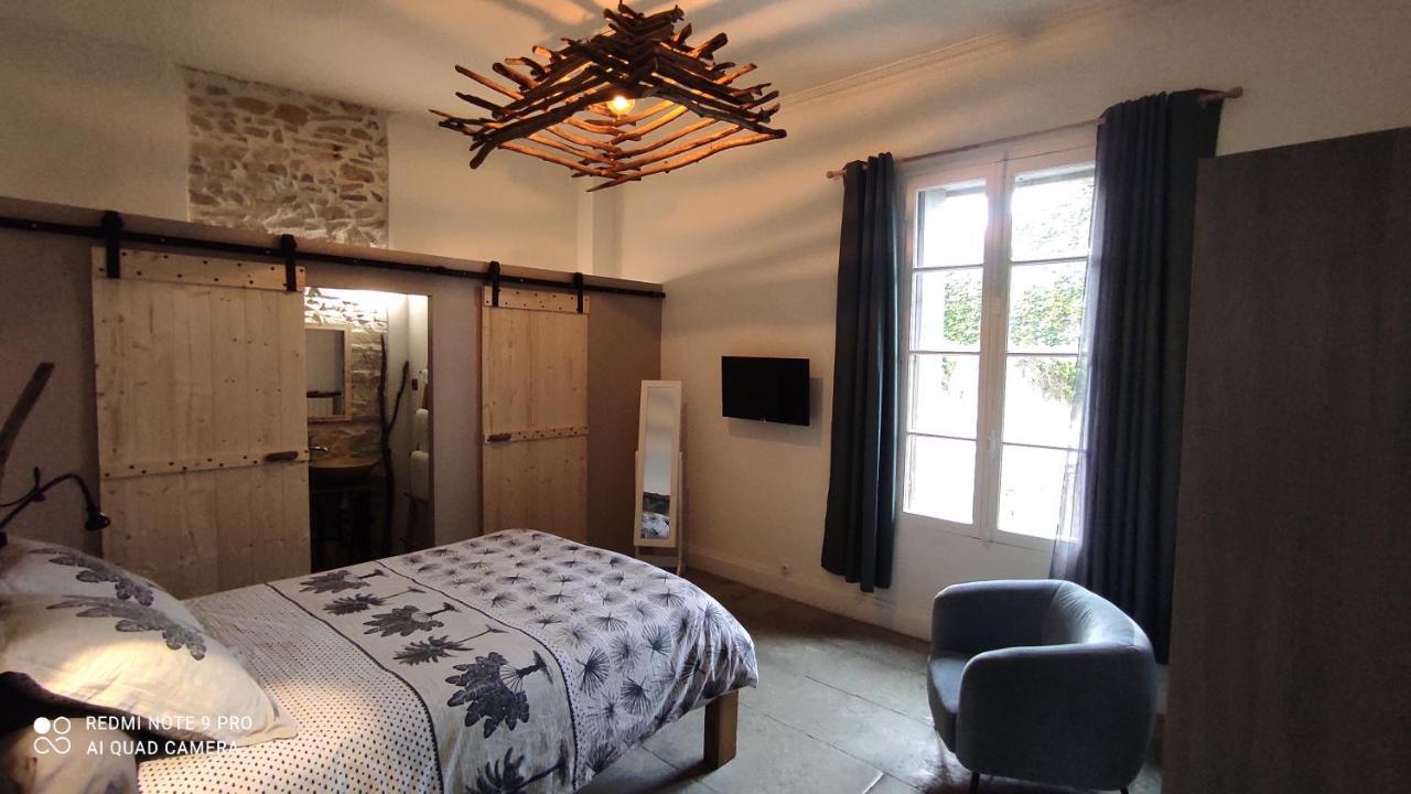 La Vigneronne Des Costieres Bed & Breakfast Vauvert Exterior photo